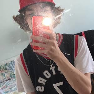 Meet your Posher, Logan